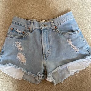 levi jean shorts 505 w-28 L-32